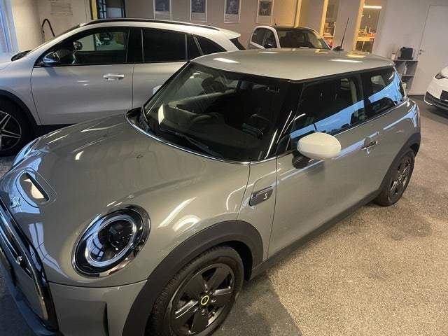 MINI Cooper SE Essential Trim 3d