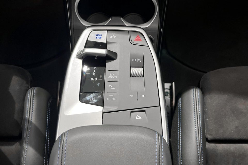 BMW iX2 xDrive30 M-Sport 5d