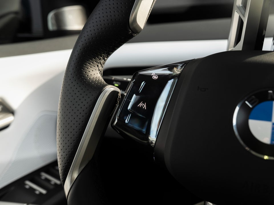 BMW iX3 xDrive50 Supercharged 5d