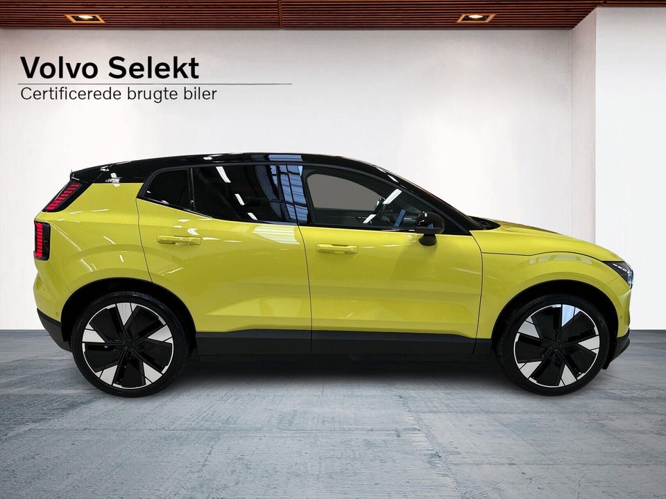 Volvo EX30 Extended Range Ultra 5d