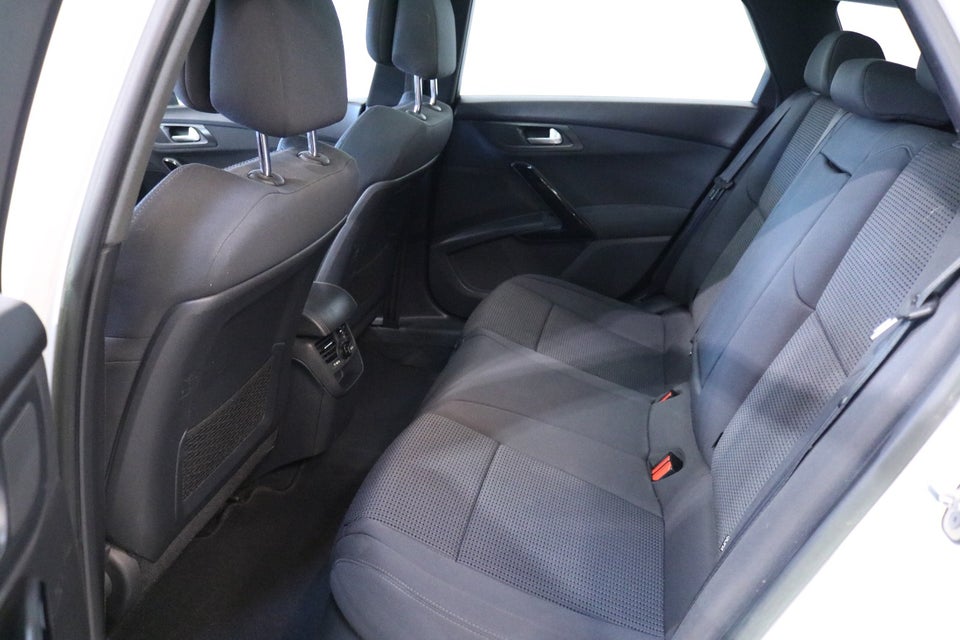 Peugeot 508 2,0 HDi 140 Allure SW 5d