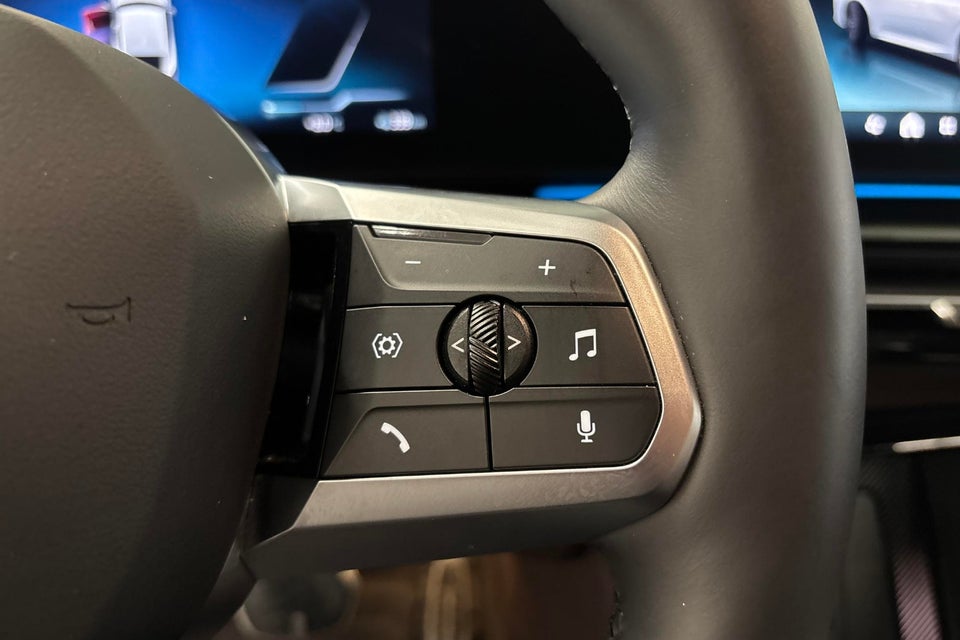 BMW iX2 xDrive30 M-Sport 5d