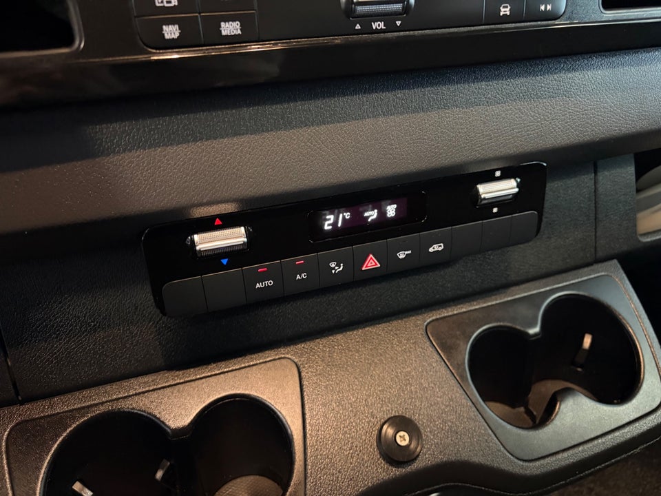 Mercedes Sprinter 319 3,0 CDi A3 Kassevogn aut. RWD