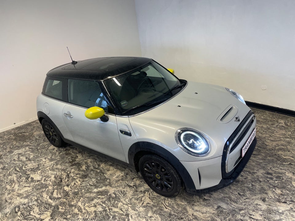 MINI Cooper SE Classic Trim 3d