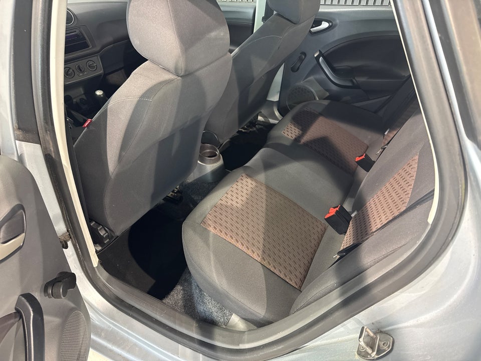 Seat Ibiza 1,4 16V Reference 5d