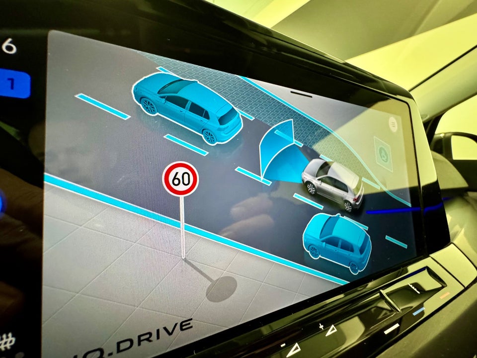 VW Golf VIII 1,4 eHybrid DSG 5d