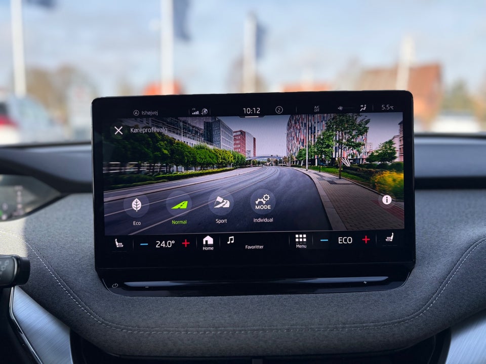 Skoda Enyaq 60 iV Loft 5d