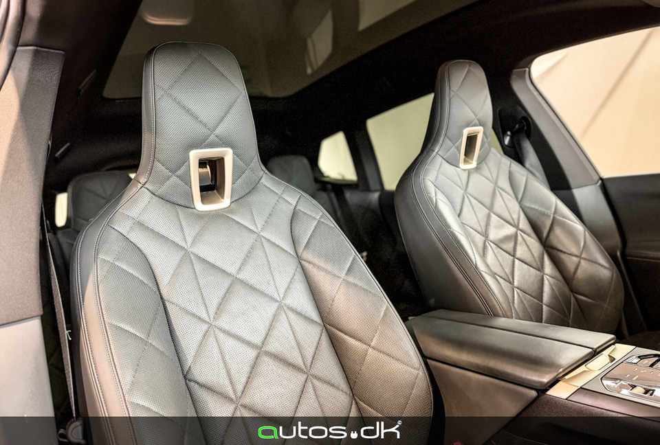 BMW iX xDrive40 Sport 5d