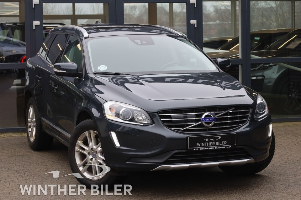 Volvo XC60 2,4 D5 215 Summum aut. AWD 5d