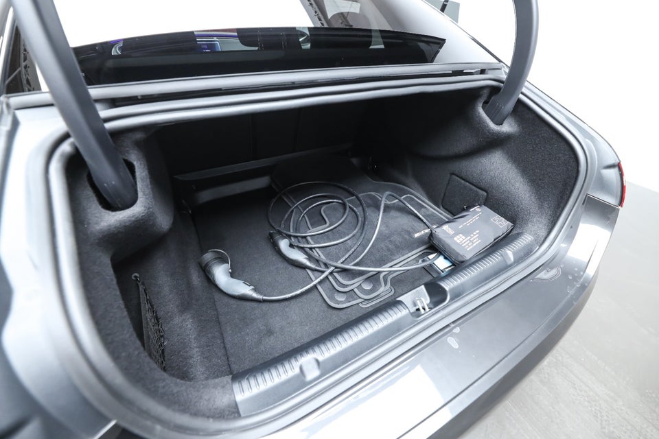 Mercedes EQE350+ AMG Line 4d