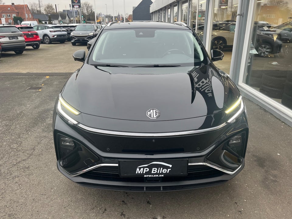 MG Marvel R Luxury 5d