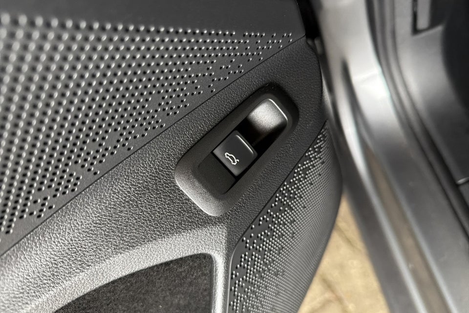 Skoda Enyaq 80 iV Plus 5d