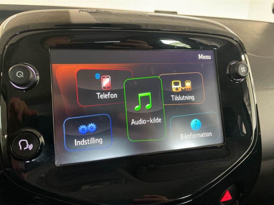 Peugeot 108 1,0 e-VTi 72 Infinity 5d