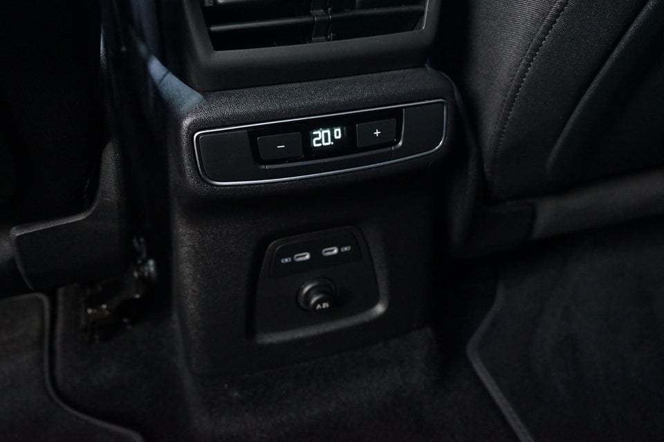 Audi Q4 e-tron 40 Advanced S-line 5d