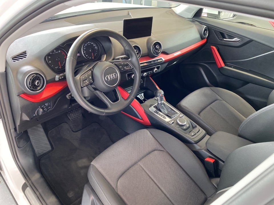 Audi Q2 35 TFSi Sport S-tr. 5d