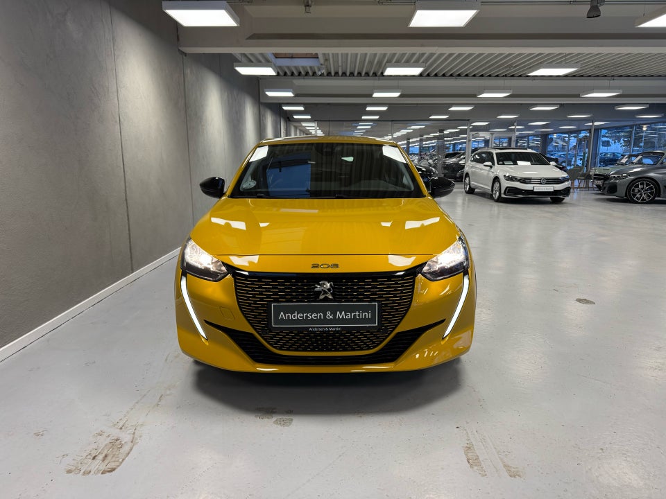 Peugeot e-208 50 Active 5d