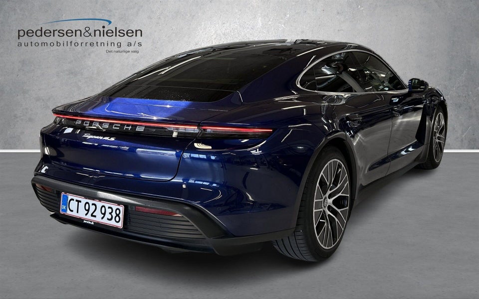 Porsche Taycan 4S 4d