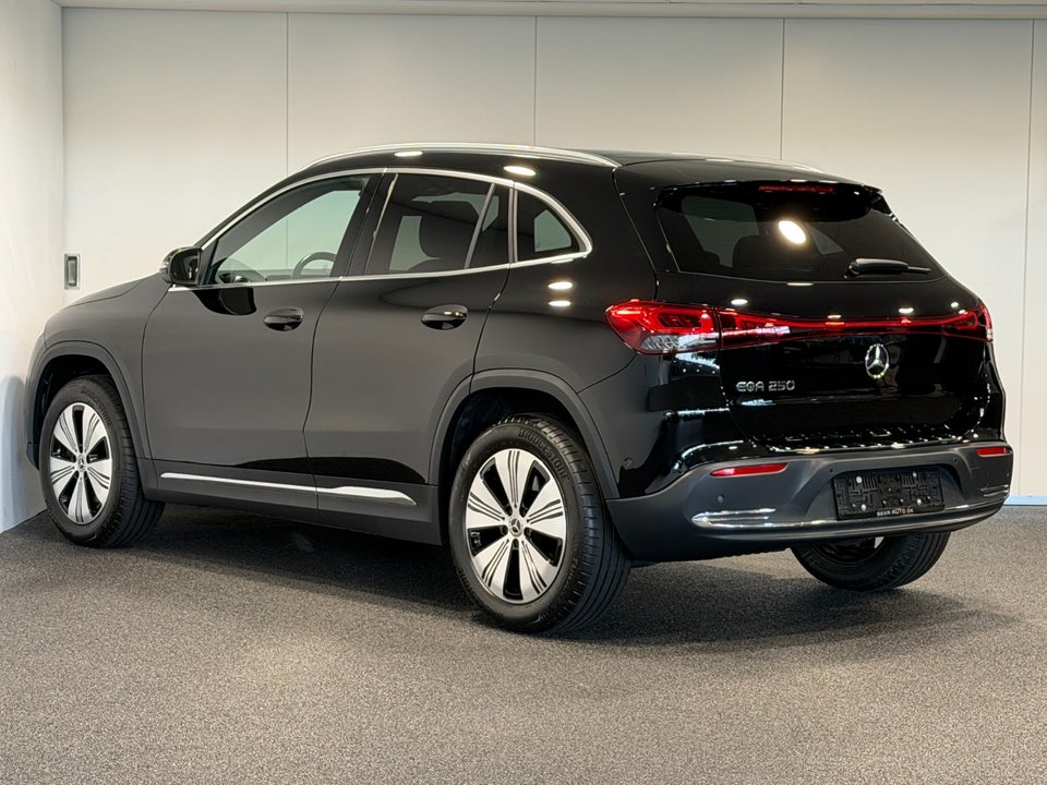 Mercedes EQA250 5d