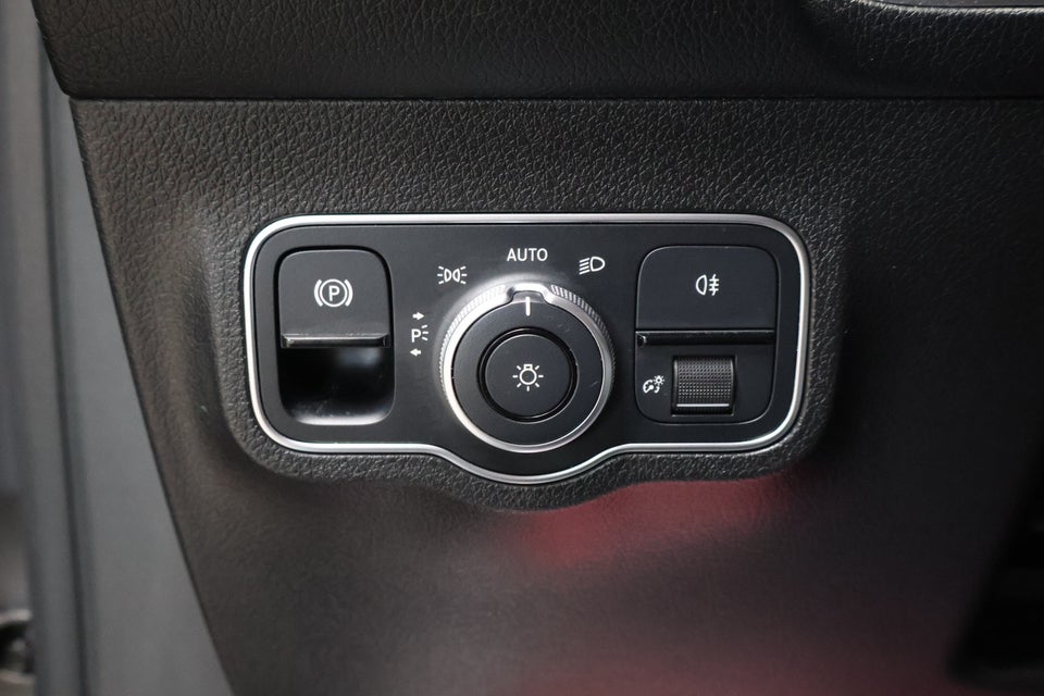 Mercedes EQB300 AMG Line 4Matic 7prs 5d