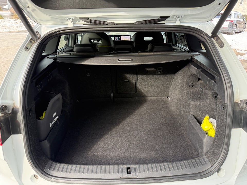 Skoda Enyaq iV RS Maxx 5d