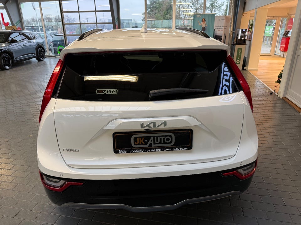 Kia Niro 64 EV Upgrade 5d