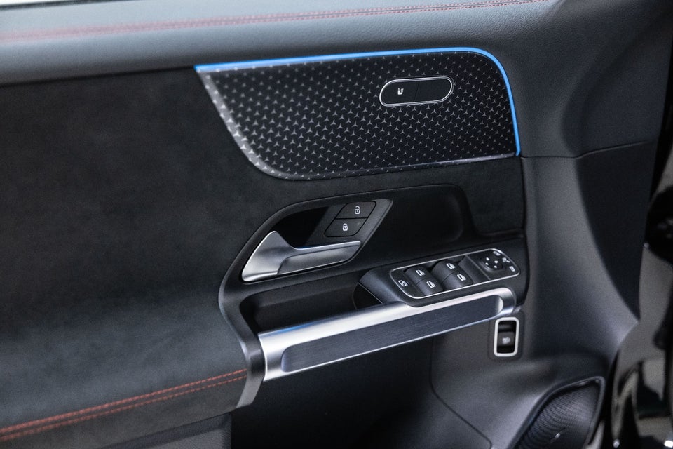 Mercedes EQB250+ AMG Advance Plus 5d