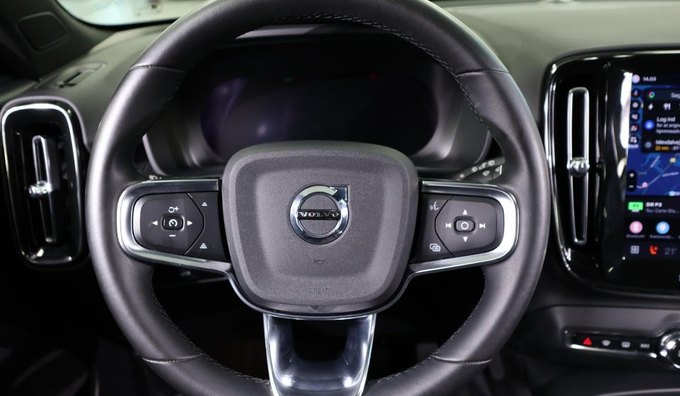 Volvo XC40 ReCharge Extended Range Plus 5d
