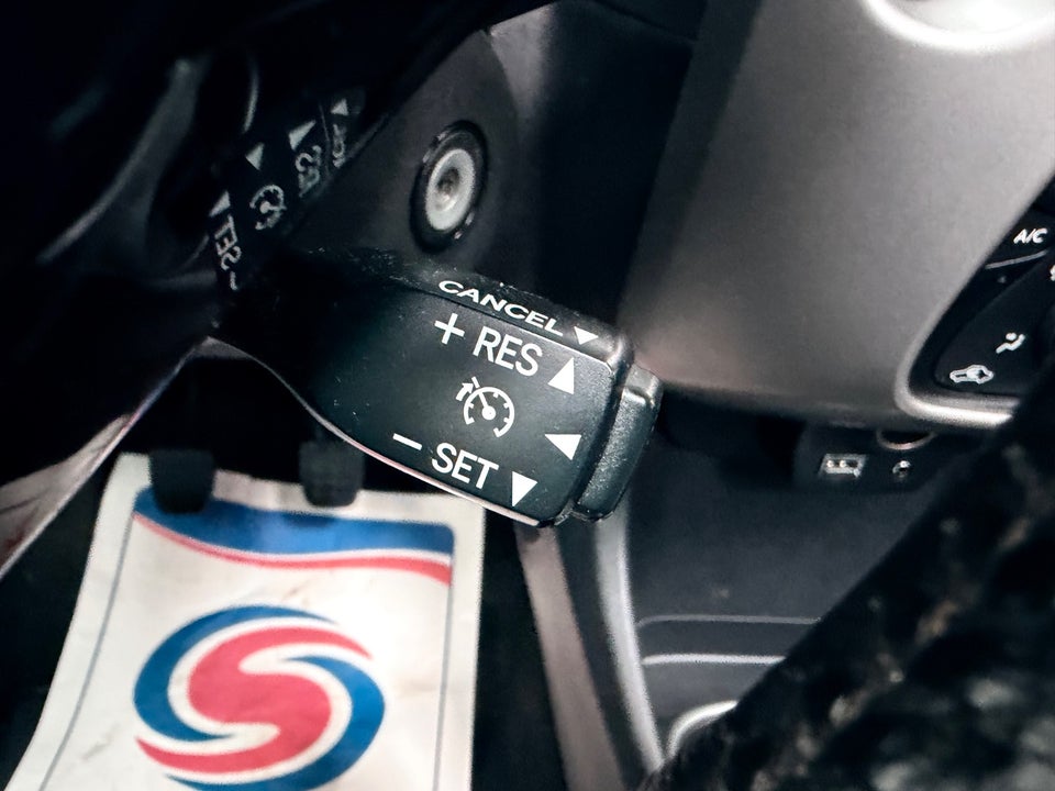 Toyota Aygo 1,0 VVT-i x-wave Sky 5d