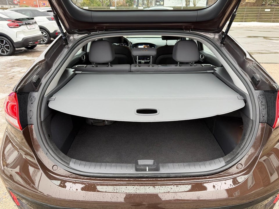 Hyundai Ioniq 1,6 PHEV Trend DCT 5d