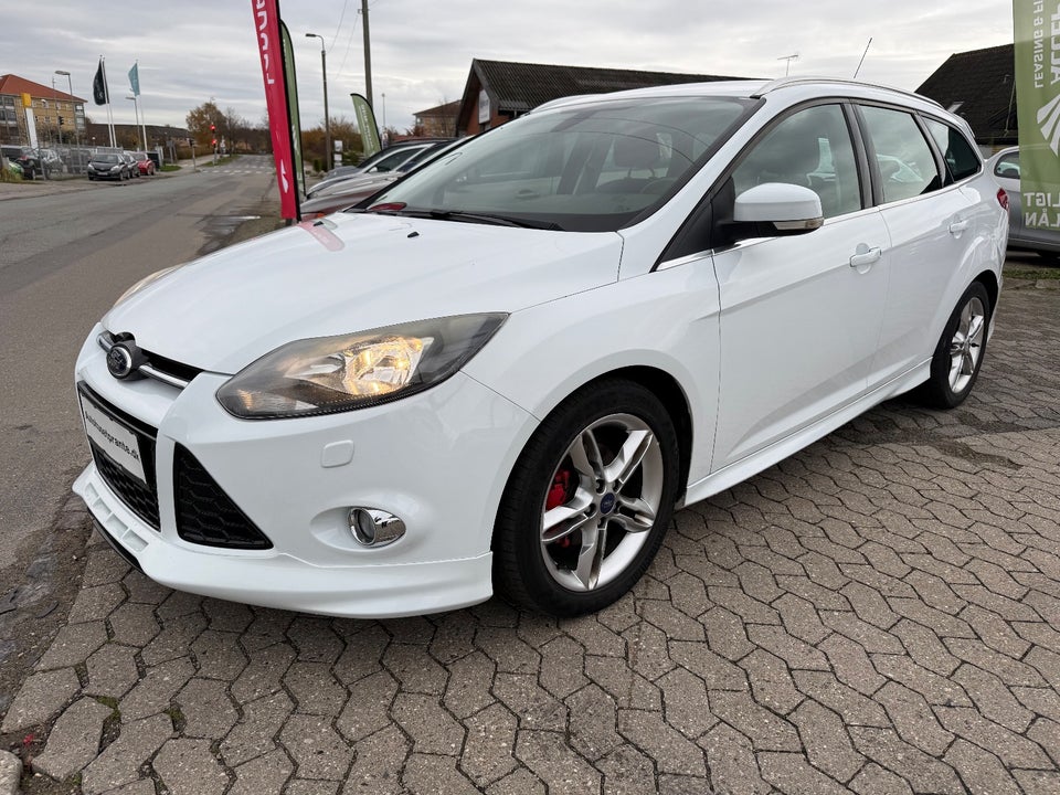 Ford Focus 1,0 SCTi 125 ST-Line 5d