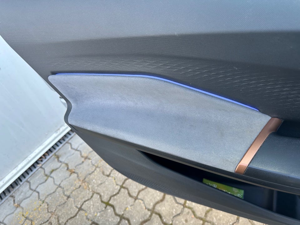 Cupra Born 58 High 5d