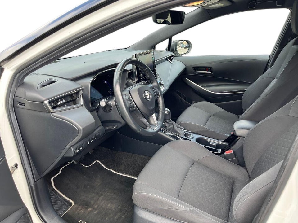 Toyota Corolla 2,0 Hybrid H3 Premium MDS 5d