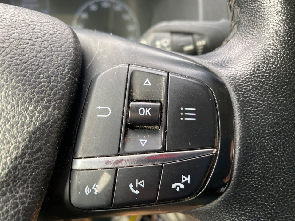 Ford Transit Custom 300L 2,0 TDCi 130 Trend