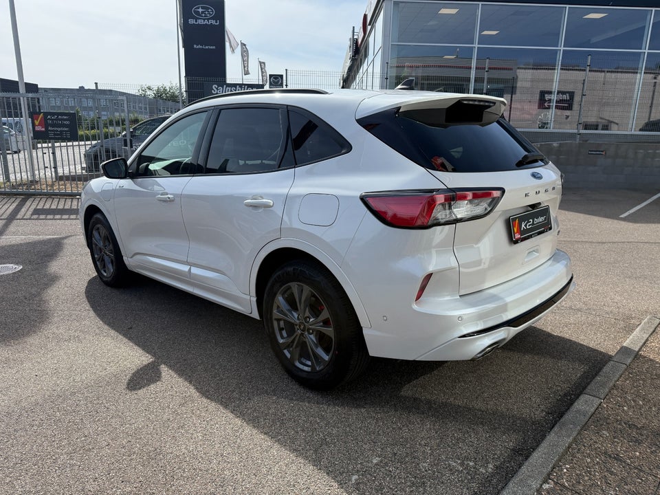 Ford Kuga 2,5 PHEV ST-Line X CVT 5d