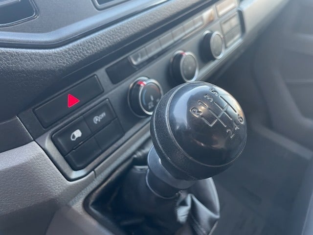 VW Crafter 35 2,0 TDi 177 Kassevogn L3H2