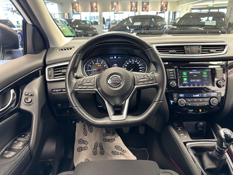 Nissan Qashqai 1,3 Dig-T 140 N-Connecta 5d