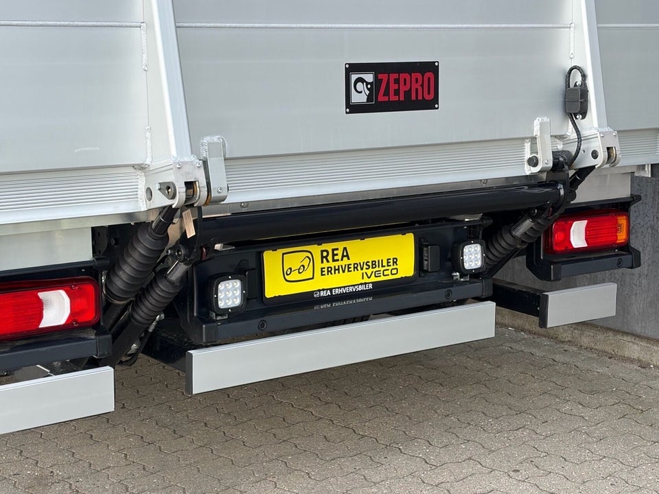Iveco Daily 3,0 35S18 4100mm Alukasse m/lift AG8