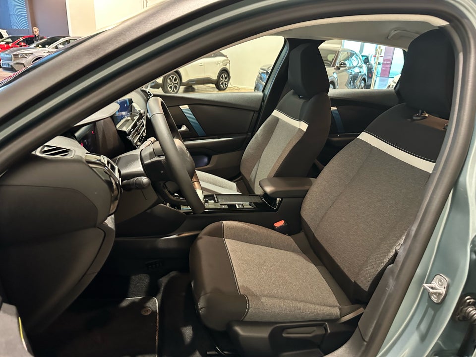 Citroën ë-C4 50 Iconic 5d