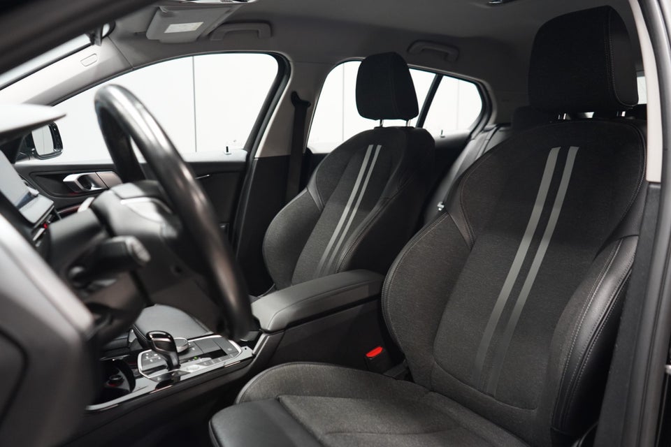 BMW 118i 1,5 Sport Line aut. 5d