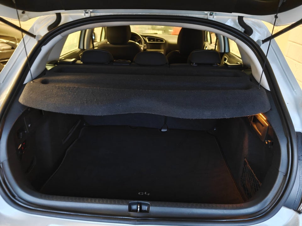 Citroën C4 1,2 PureTech 130 Live 5d