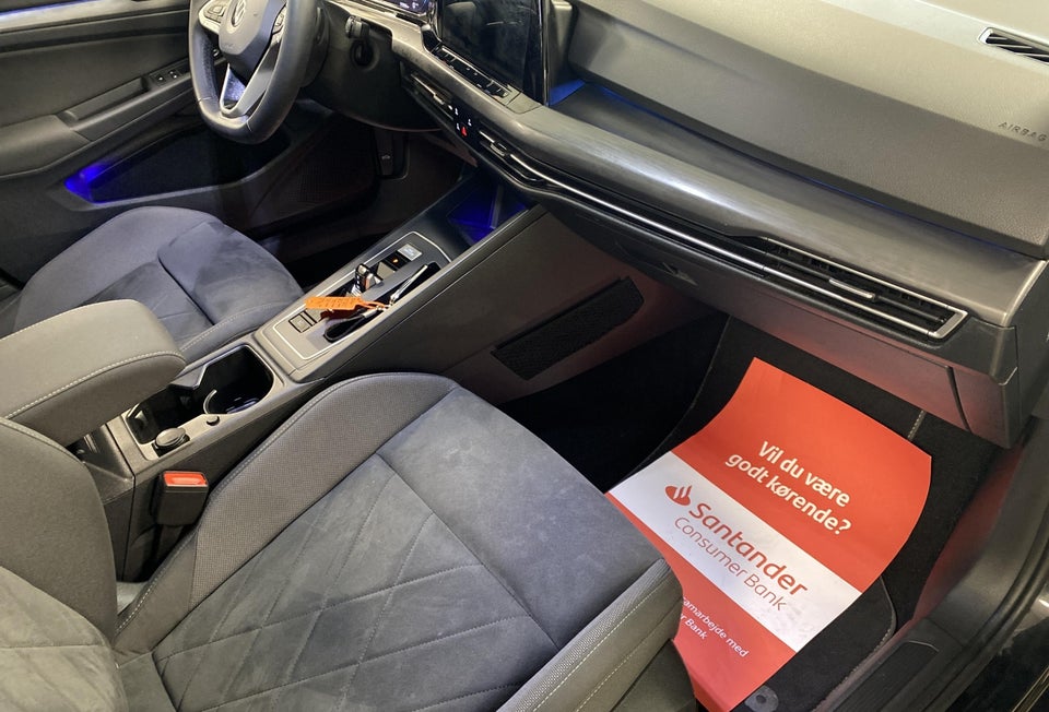 VW Golf VIII 1,5 eTSi 150 Style DSG 5d