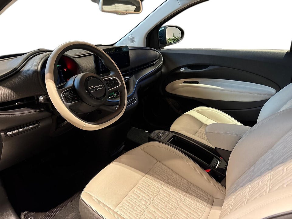 Fiat 500e 42 la Prima by Bocelli 3d