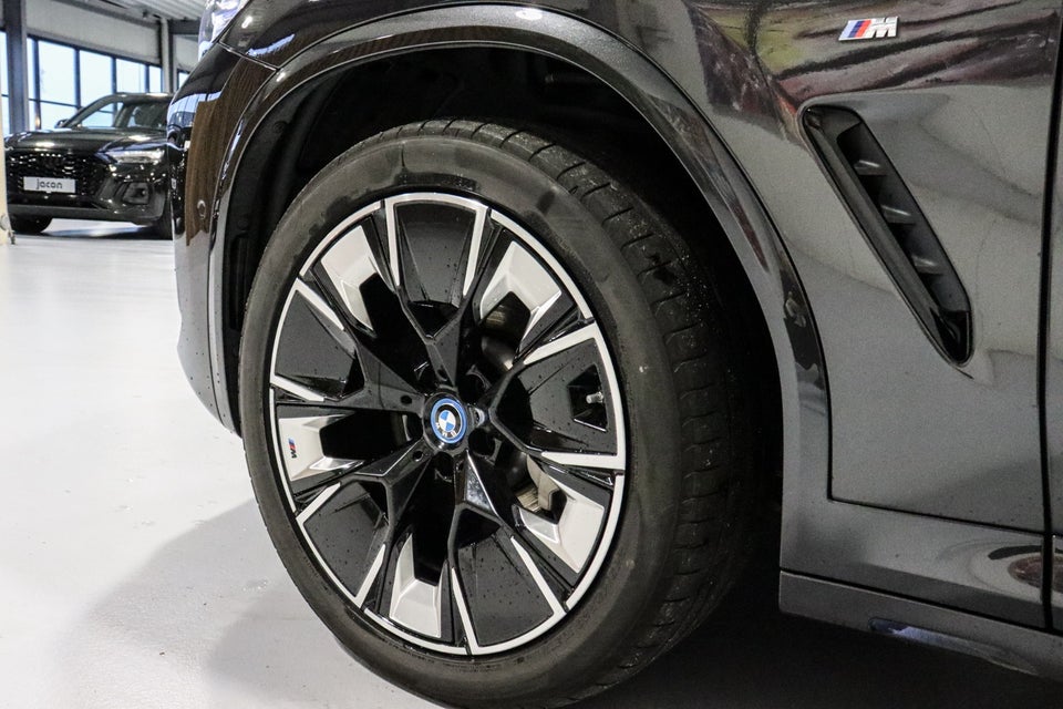 BMW iX3 Charged Plus M-Sport 5d