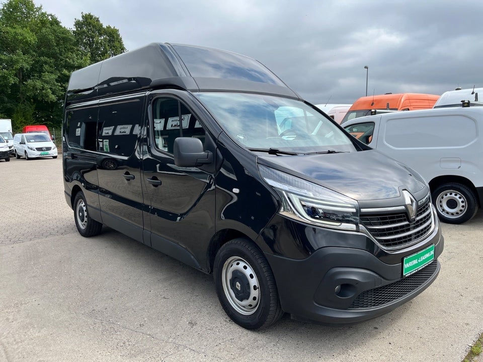 Renault Trafic T29 2,0 dCi 145 L2H2