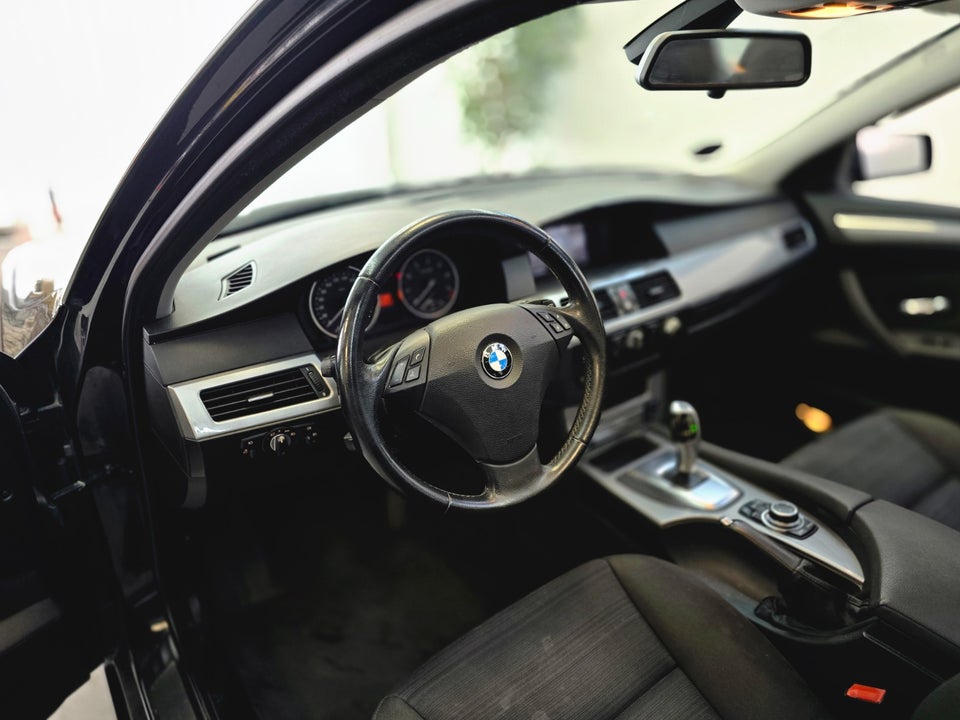 BMW 525i 3,0 Touring Steptr. 5d