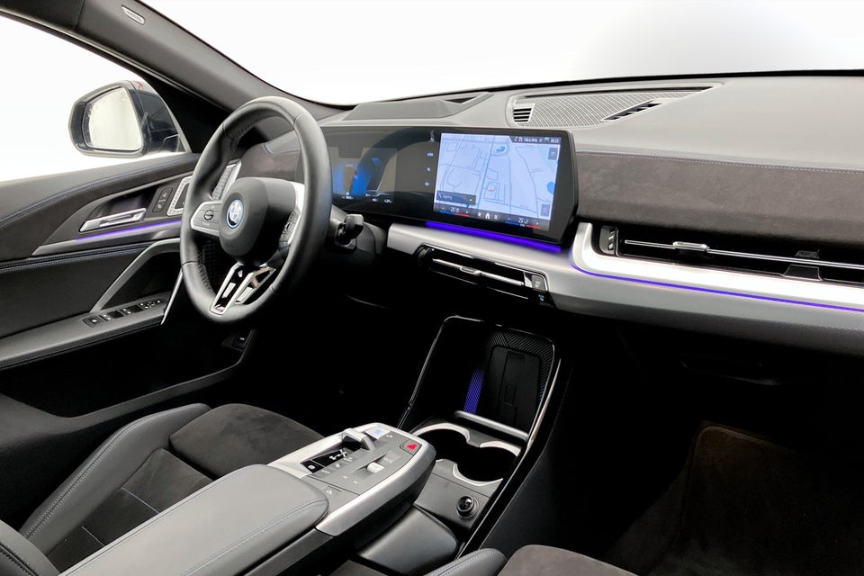 BMW iX2 xDrive30 M-Sport 5d