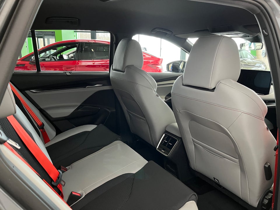 Skoda Enyaq 85 iV Premium 5d