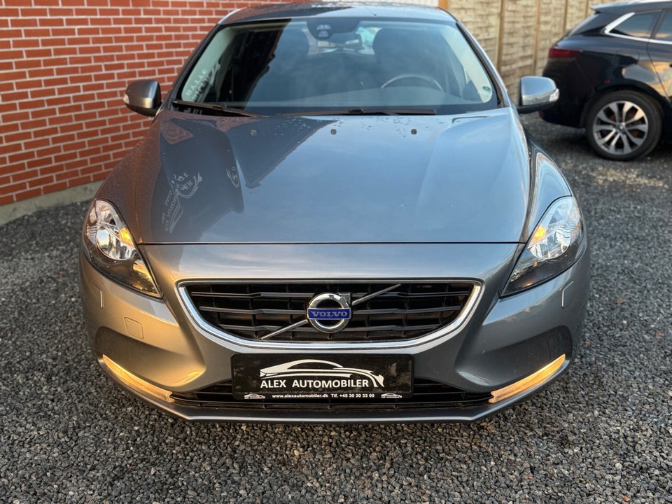 Volvo V40 1,6 D2 115 Drive-E 5d