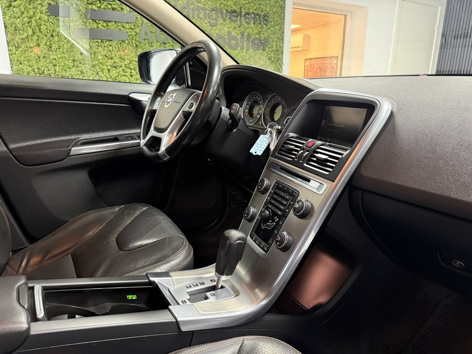 Volvo XC60 2,0 D3 136 Kinetic aut. Van 5d