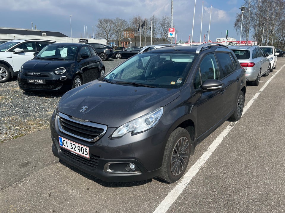 Peugeot 2008 1,2 VTi 82 Allure Sky 5d